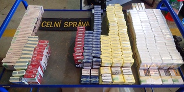 Cigarety pašovali v ukrajinské dodávce