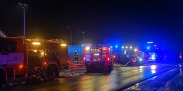 Ranní požár mezi Plzní a Vejprnicemi