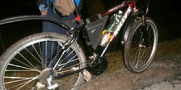 Strážníci chytili muže s kradeným kolem. Ještě přiznal aplikaci pervitinu.