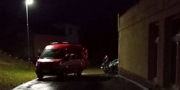 Zloděj okradl malé hasiče, ti velcí si to pochopitelně nenechali líbit a za zlodějem si došli