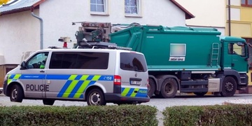 Popelář utrpěl velmi vážné zranění