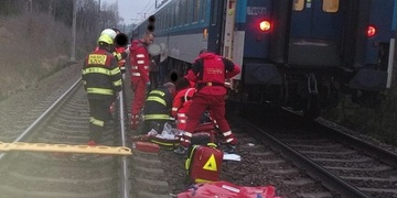 Střet vlaku s člověkem, na místě jeden mrtvý