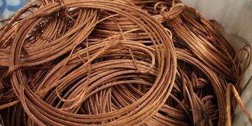 Ukradl téměř půl kilometru trolejí