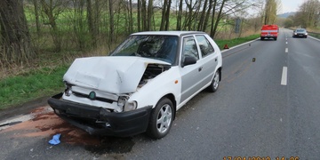 Dvě ženy utrpěly zranění při střetu vozů