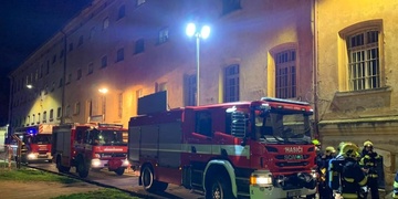 Vězeň založil požár v cele