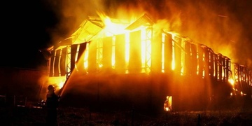 Požár v Tachově za sebou nechal škodu milion korun