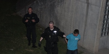 Čichač toluenu i podplácející opilec za volantem