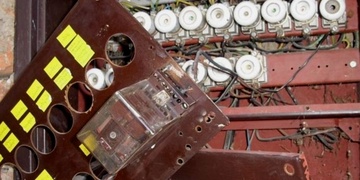 Někdo sousedovi krade králíky, někdo zase elektřinu