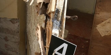 Zloděj vybílil sklep i zahradní domek