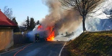 Požár dodávky s potravinami