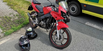 Střet auta s motocyklem