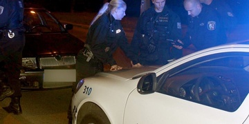 Sebevražda matky před dcerou, bitky nebo opilec za volantem