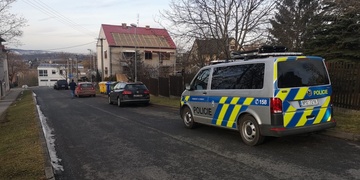 Auto srazilo asi čtyřleté dítě