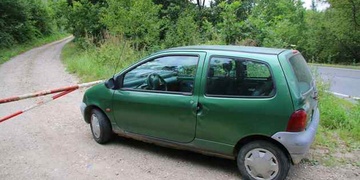 V protisměru potkal vlastní ukradené auto