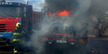 Oheň zničil Tatru, škoda 1,5 milionu