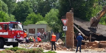 Policisté hledají svědky pádu zdi, která usmrtila muže