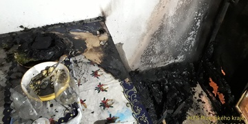 Požár vznikl od adventního věnce