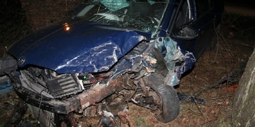 S nalezenými klíči ukradla auto, se kterým pak ujížděla policii