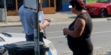 "Rozpářu ti břicho nožem!" zaútočila Růžena