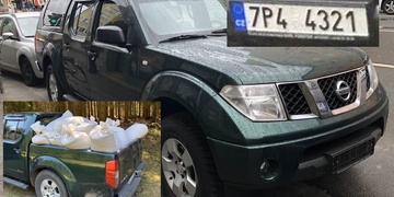 Prosím pomozte, otci ukradli auto