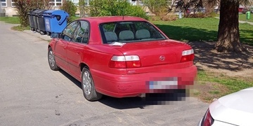 Děti k zápisu do školy přivezla žena bez řidičáku