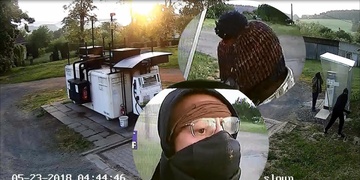 Do tankomatů si chodili jako do kasičky, za dva měsíce nakradli přes sto tisíc