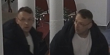 Poznáte muže na fotografii?