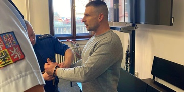 Za postřelení třináctileté dívky dostal dnes Jiří Hájek trest šest a půl roku
