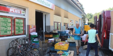 Požár večerky, škoda půl milionu