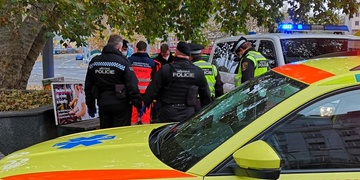 Resuscitace muže v centru Plzně