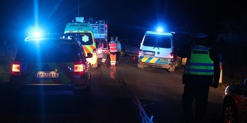 Řidič způsobil nehodu, test odmítl a skončil na záchytce