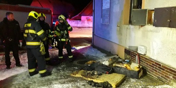 Požár se šířil od matrace