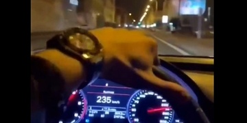 Mladík se po Slovanské třídě řítil rychlostí 235 km/h