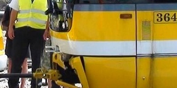 Kuriózní nehoda zablokovala tramvajovou dopravu v Plzni