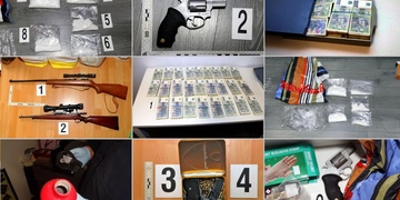 Pervitin, marihuana, několik milionů korun, ale i funkční zbraně