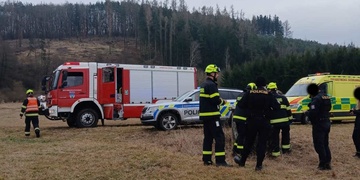 Teprve šestnáctiletý chlapec spadl do studny