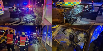 O podchod na Karlovarské třídě si dokázal zcela zničit auto