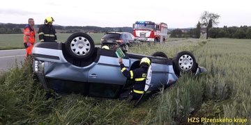 S autem se převrátil do pole