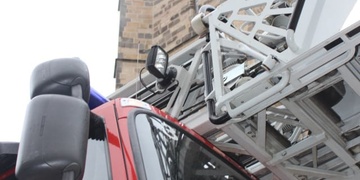 Hasiči vyráželi k požáru katedrály sv. Bartoloměje na Náměstí Republiky