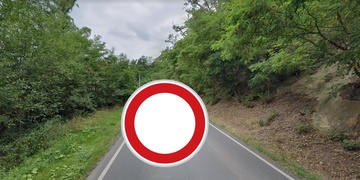 Byla uzavřena hlavní silnice do Radčic