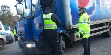 Strážníci a policisté vyhověli stížnostem občanů