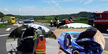 Řidič si spletl pedály a řidička nemohla najít brzdu