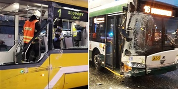 Střet trolejbusu s tramvají u nádraží