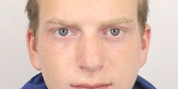 Policie pátrá po schizofrenikovi s plynovkou