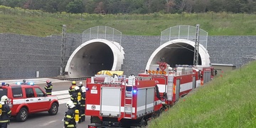 Hasiči opět uzavřeli Ejpovický tunel