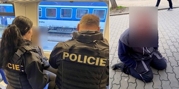 Zbil a oloupil ženu ve vlaku