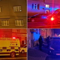Žena stojící v okně měla vyhrožovat skokem