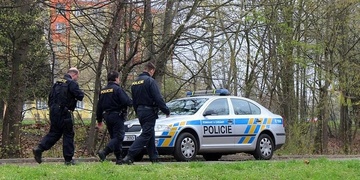 Muž vyhrožoval sebevraždou v Borském parku