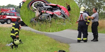 Motorkář smetl ženu, neměla šanci přežít
