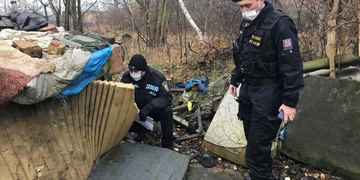 Policisté opět vyrazili na kontrolu bezdomovců